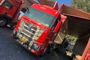二手福田 欧曼GTL重卡 标载版 290马力 4X2 9.58米厢式载货车(国六) 单桥 福田康明斯二手载货车 黄牌图片