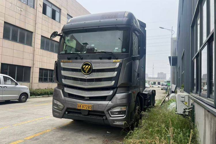 二手欧曼重卡(原福田欧曼) 560马力 牵引车