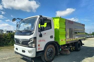 二手扫路车 湖北程力(程力威牌) 东风福瑞卡底盘 150图片