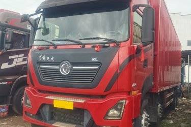 二手东风商用车 天龙KL重卡 465马力 8X4 9.6米厢式载货车(国五) 前四后八 雷诺二手载货车 黄牌图片