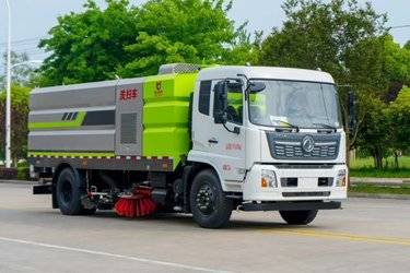 二手扫路车 东风商用车 东风天锦 230 7.5 4X2