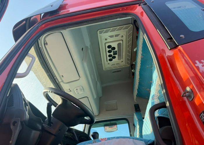 二手东风商用车 450马力 载货车