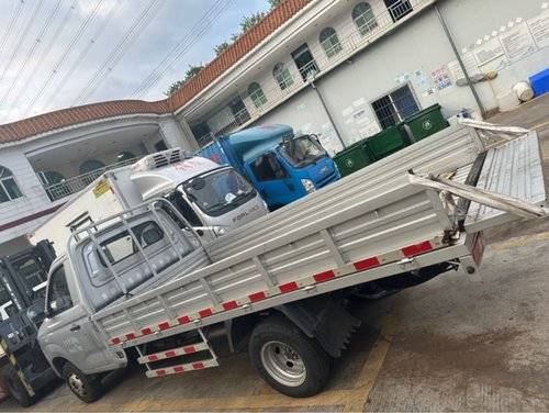 东风小康 105马力 载货车