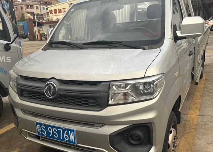 东风小康 105马力 载货车