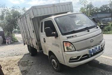 二手长安跨越者D5 舒适版 1.8L 125马力 3.585米排半厢式小卡(国六) 单桥 五菱柳机二手载货车 蓝牌图片