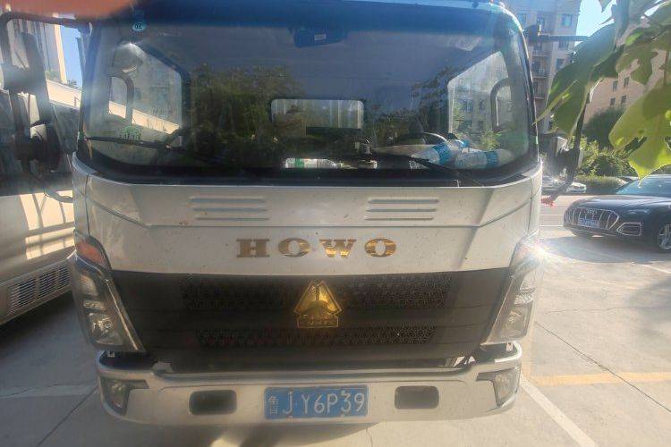 二手重汽HOWO轻卡 170马力 载货车
