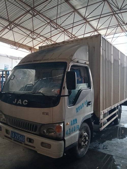 江淮康铃 115马力 载货车