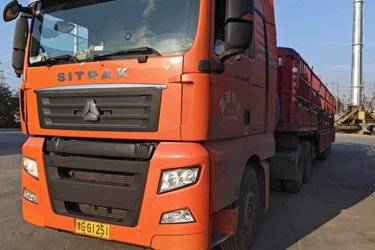二手中国重汽 汕德卡SITRAK G7重卡 440马力 6X4 LNG牵引车(国六)(12挡)(国六) 双驱 曼二手牵引车 黄牌