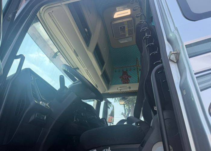 二手一汽解放 460马力 载货车
