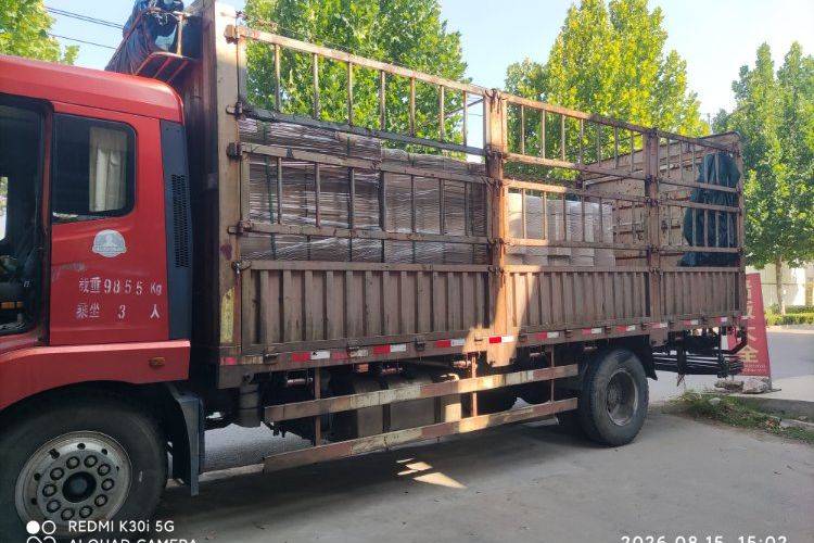 二手湖北大运 180马力 载货车
