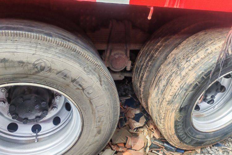 二手东风商用车 465马力 载货车