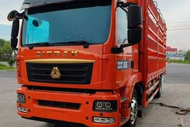 二手中国重汽 汕德卡SITRAK G5S重卡 290马力 4X2 6.75米AMT自动档仓栅式载货车(国六) 单桥 中国重汽二手载货车 黄牌