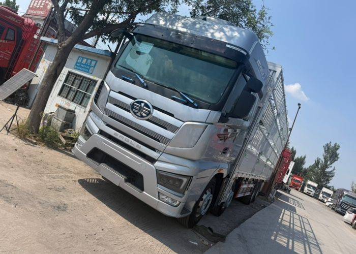 二手一汽解放 460马力 载货车
