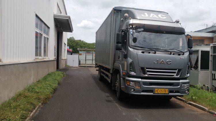二手江淮骏铃 180马力 载货车