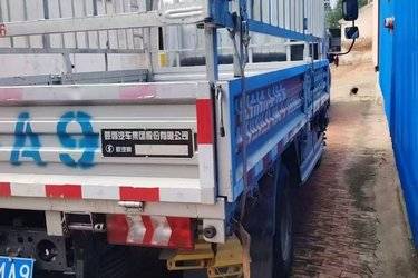 二手陕汽轻卡 德龙K3000 160马力 4.18米单排栏板轻卡(国六) 单桥 潍柴二手载货车 蓝牌图片