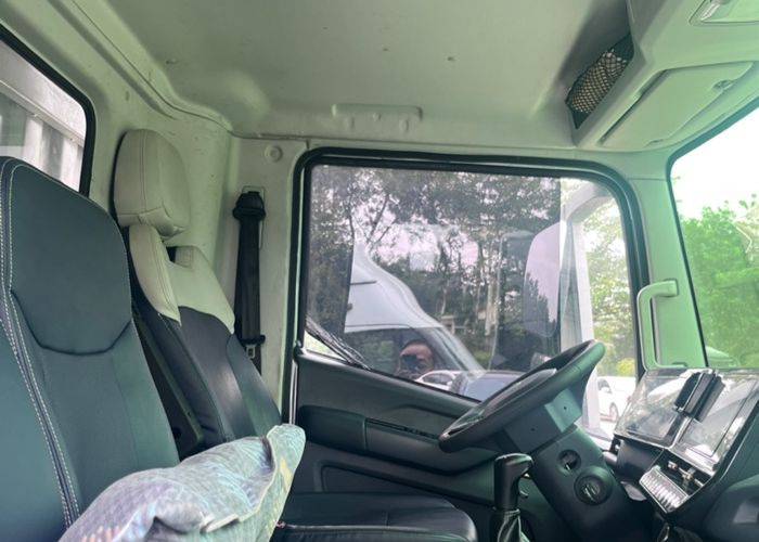 二手蓝擎轻卡 140马力 载货车