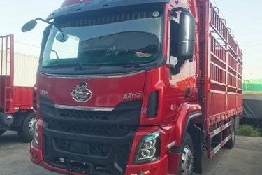 二手东风柳汽 乘龙H5重卡 270马力 4X2 6.8米仓栅式载货车(国六) 单桥 玉柴二手载货车 黄牌图片