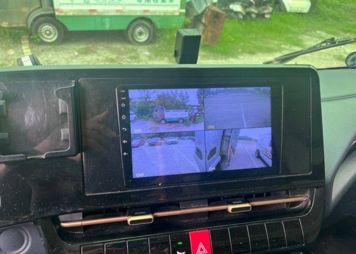 二手蓝擎轻卡 140马力 载货车