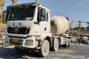 二手陕汽重卡 德龙M3000S 标准版 350力 8X4 7.85方混凝土搅拌车(国六) 前四后八 潍柴二手搅拌车图片