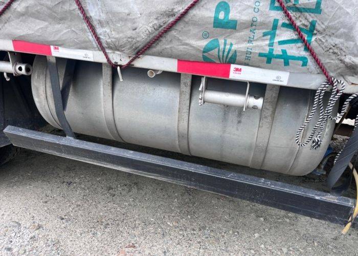 二手蓝擎轻卡 140马力 载货车