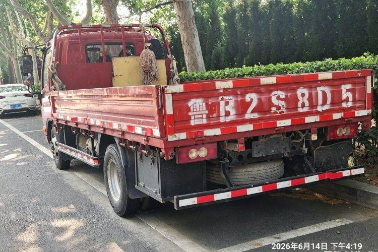 二手福田欧马可 141马力 载货车
