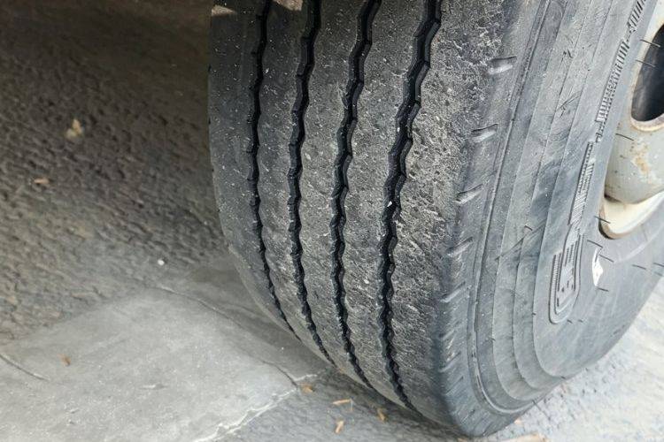 二手福田欧马可 141马力 载货车