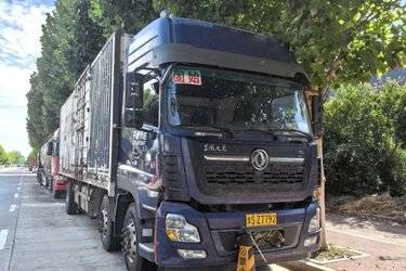 二手东风商用车 天龙重卡 245马力 6X2 9.8米厢式载货车(国五) 前四后四 康明斯二手载货车 黄牌