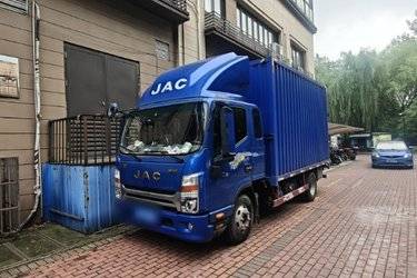 二手江淮 帅铃Q6 160马力 3.79米排半厢式轻卡(宽体)(国六) 单桥 安徽康明斯二手载货车 蓝牌图片