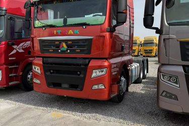 二手中国重汽 汕德卡SITRAK G7重卡 570马力 6X4 AMT自动挡牵引车(国六) 双驱 曼二手牵引车 黄牌图片
