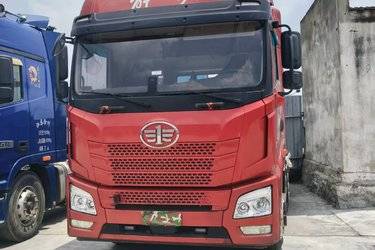 二手青岛解放 JH6重卡 质惠版 520马力 6X4 牵引车(国六) 双驱 锡柴二手牵引车 黄牌图片