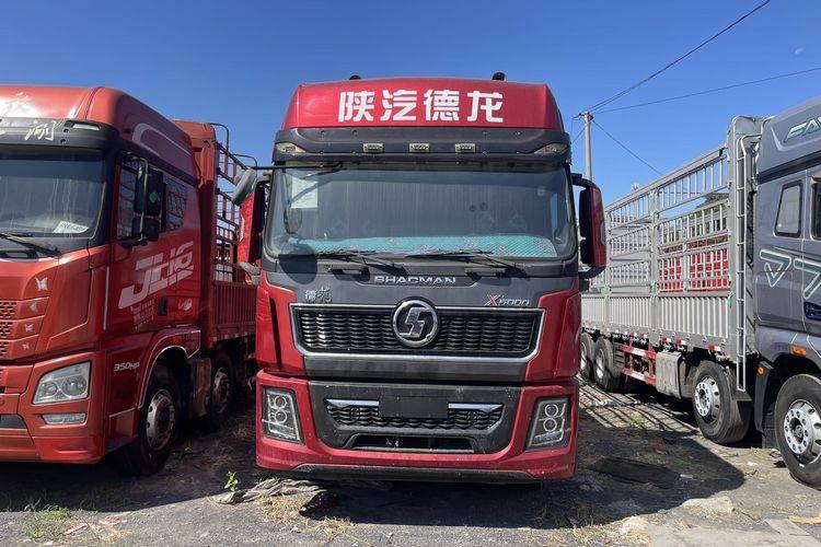 陕汽重卡 490马力 载货车