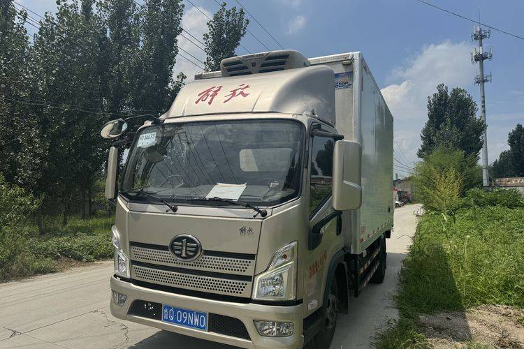 二手一汽解放轻卡 200马力 专用车