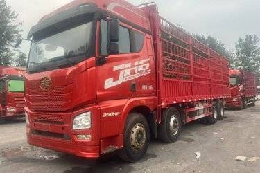 二手青岛解放 JH6重卡 350马力 8X4 9.4米仓栅式载货车(国五) 前四后八 锡柴二手载货车 黄牌