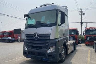 二手奔驰 新Actros重卡 510马力 6X4牵引车(型号2651 LS)(国六) 双驱 奔驰二手牵引车 黄牌图片