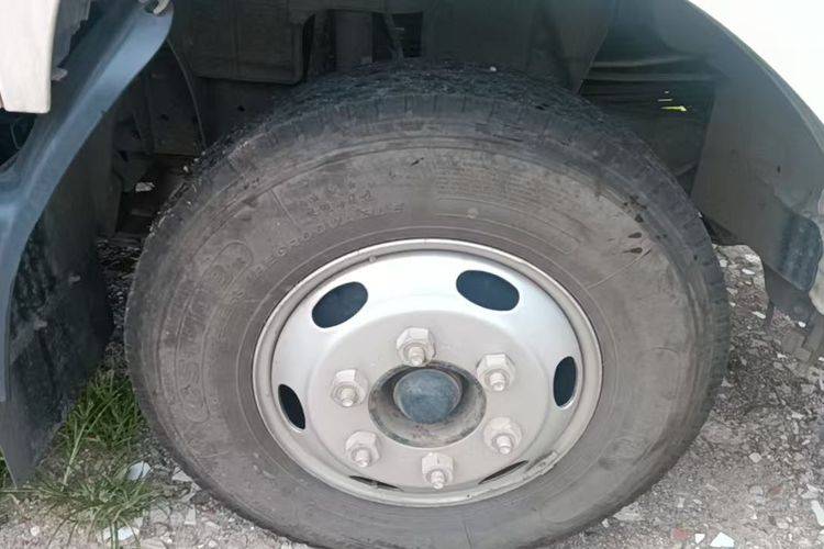 二手江铃汽车 152马力 载货车