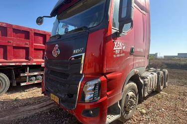 二手东风柳汽 乘龙H7重卡 460马力 6X4牵引车(国五) 双驱 潍柴二手牵引车 黄牌图片