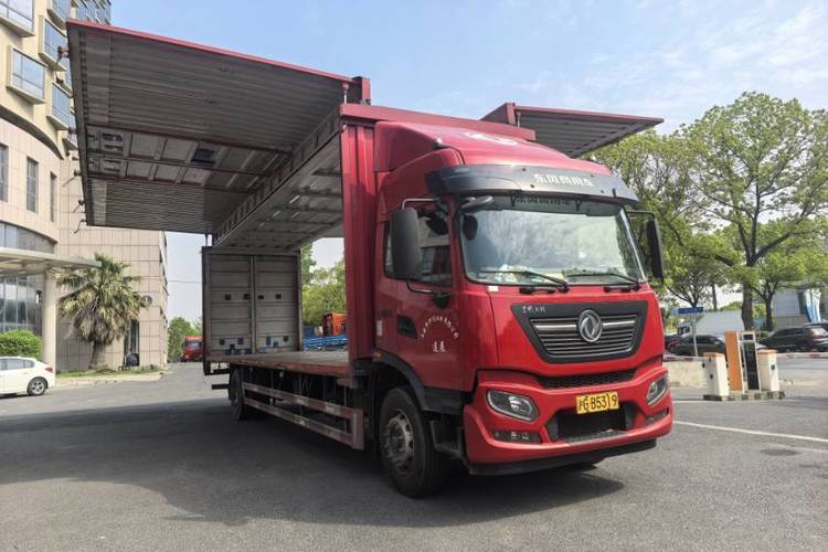 二手东风商用车 245马力 载货车
