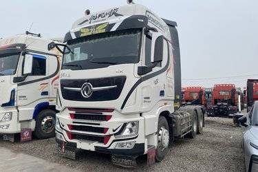 二手东风商用车 天龙旗舰KX 600马力 6X4 AMT自动挡牵引车(国六) 双驱 康明斯二手牵引车 黄牌