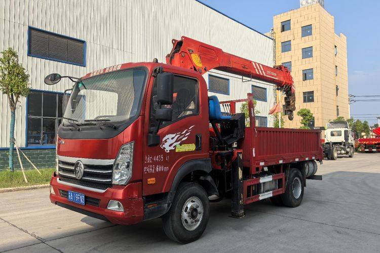 二手中国重汽成都商用车 160马力 专用车