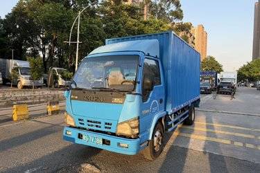 二手庆铃 五十铃600P 120马力 4.3米单排厢式轻卡(国四) 单桥 庆铃五十铃二手载货车 蓝牌图片