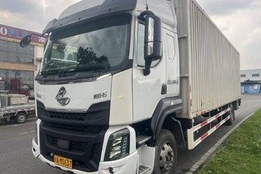 二手东风柳汽 乘龙H5中卡 240马力 4X2 9.7米厢式载货车(国六) 单桥 东风康明斯二手载货车 黄牌图片
