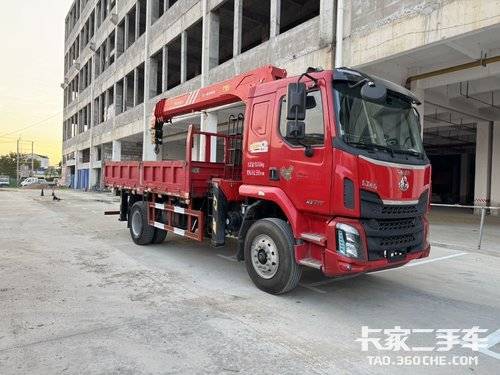 东风柳汽乘龙 200马力 专用车