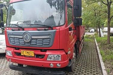 二手东风商用车 天锦VR中卡 2019款 180马力 4X2 6.75米栏板载货车(国五) 单桥 东风二手载货车 黄牌图片