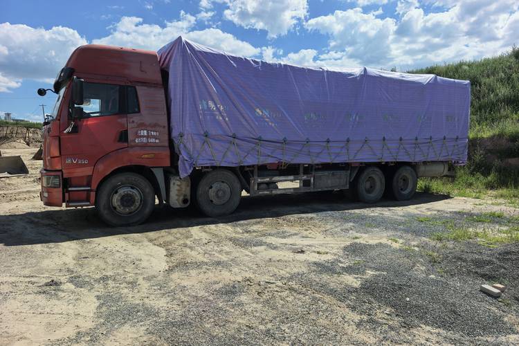二手一汽解放 350马力 载货车