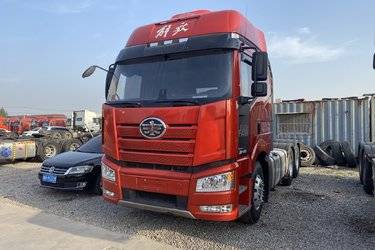 二手一汽解放 J6P 经典版 480马力 6X4 牵引车(国六) 双驱 锡柴二手牵引车 黄牌