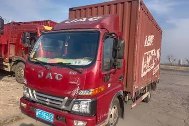 江淮 骏铃V5 116马力 4.15米单排厢式轻卡(国五) 单桥 庆铃五十铃二手载货车 蓝牌