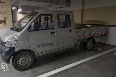 二手五菱 荣光小卡 1.2L 82马力 汽油 2.5米单排微卡(国四) 单桥 五菱柳机二手载货车 蓝牌