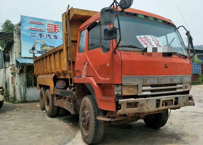 三菱纯进口泥头车