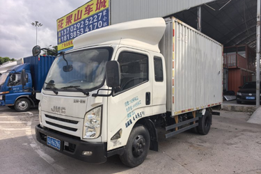 二手江铃 凯运升级版 116马力 3.8米排半厢式轻卡(加大货柜)(国五) 单桥 庆铃五十铃二手载货车 蓝牌图片