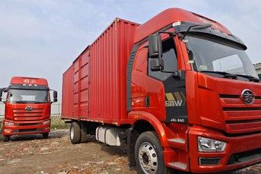 二手一汽解放 J6L 经典版 240马力 4X2 7.8米厢式载货车(国六) 单桥 大柴二手载货车 黄牌图片